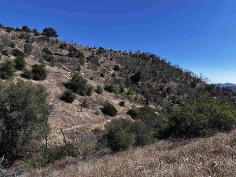 40 Oak Glen Valley Center CA 92082