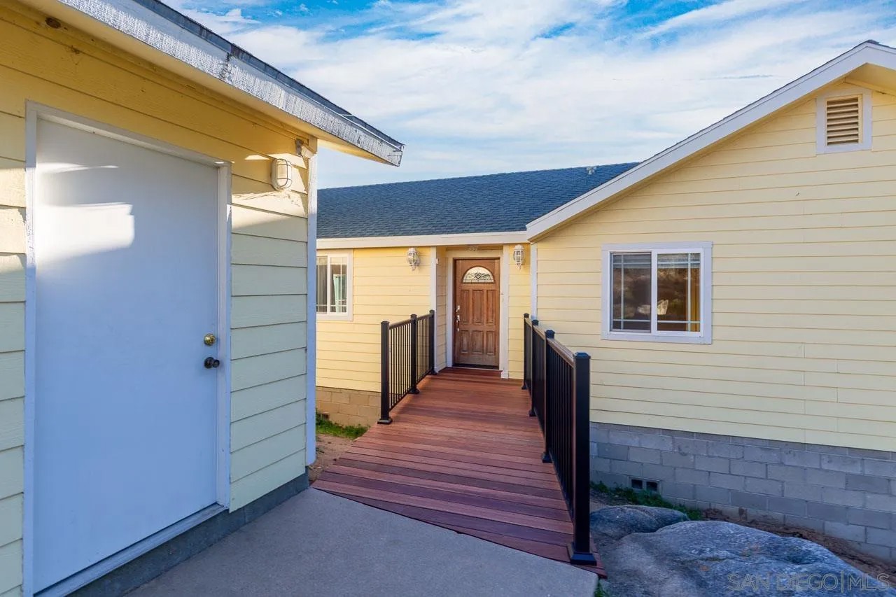 1328 Riverwood Road